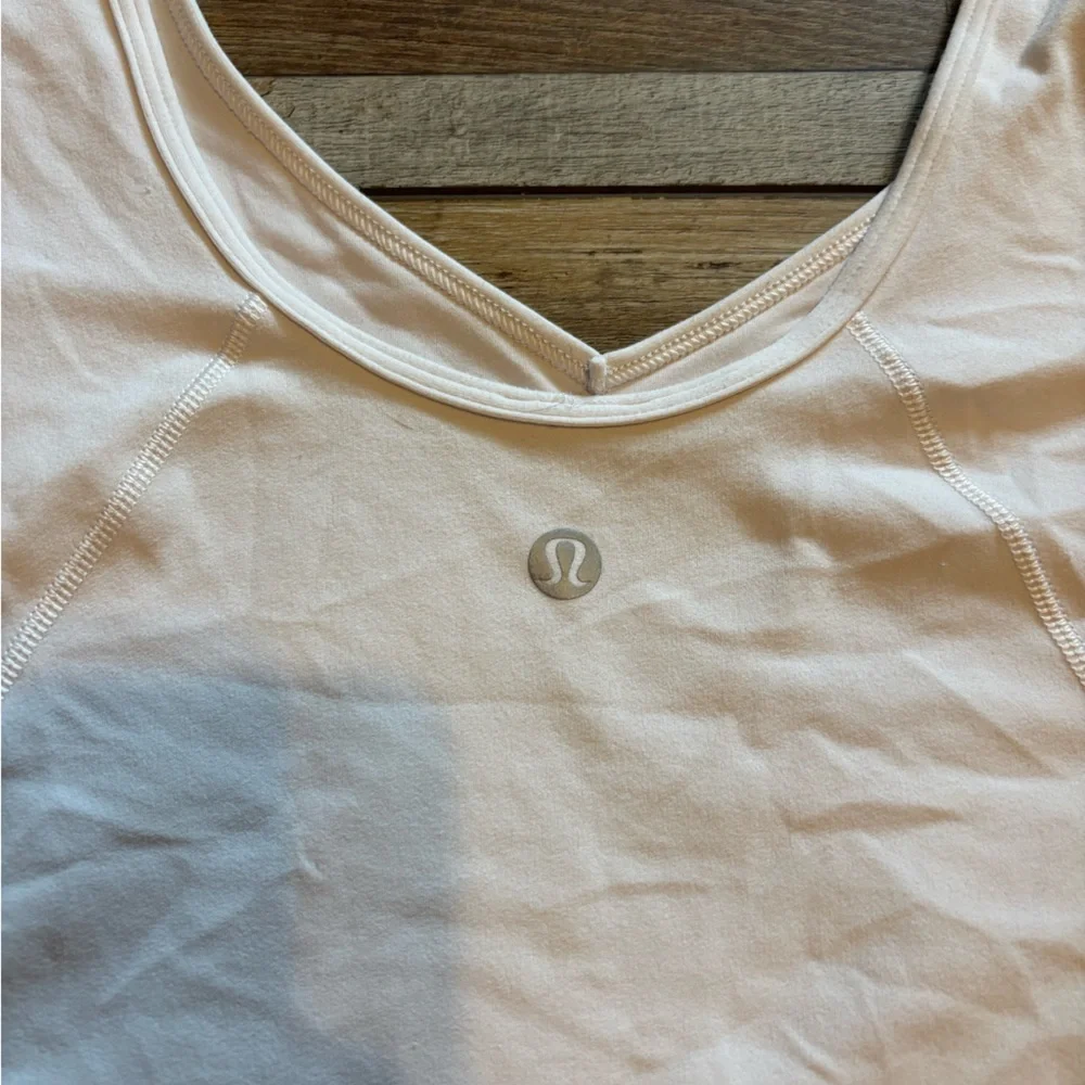 lululemon athletica Short Sleeve Scoop Crop Top - White